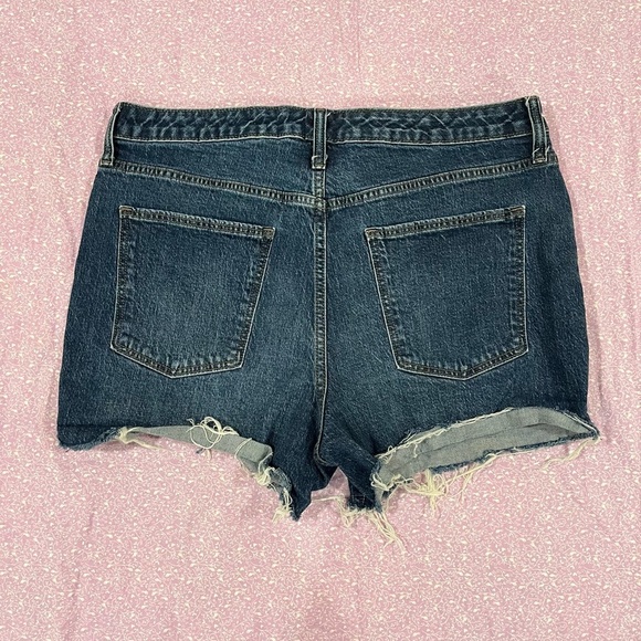 Universal Thread Blue Jean Shorts with Distressed Details and Frayed Hem - Picture 5 of 9